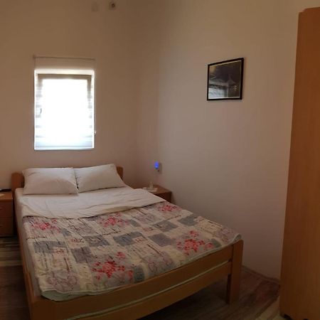 Tabacco Rooms Obrenovac  Екстер'єр фото