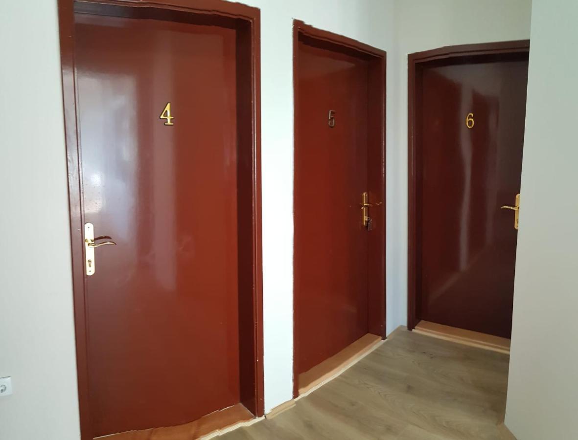 Tabacco Rooms Obrenovac  Екстер'єр фото