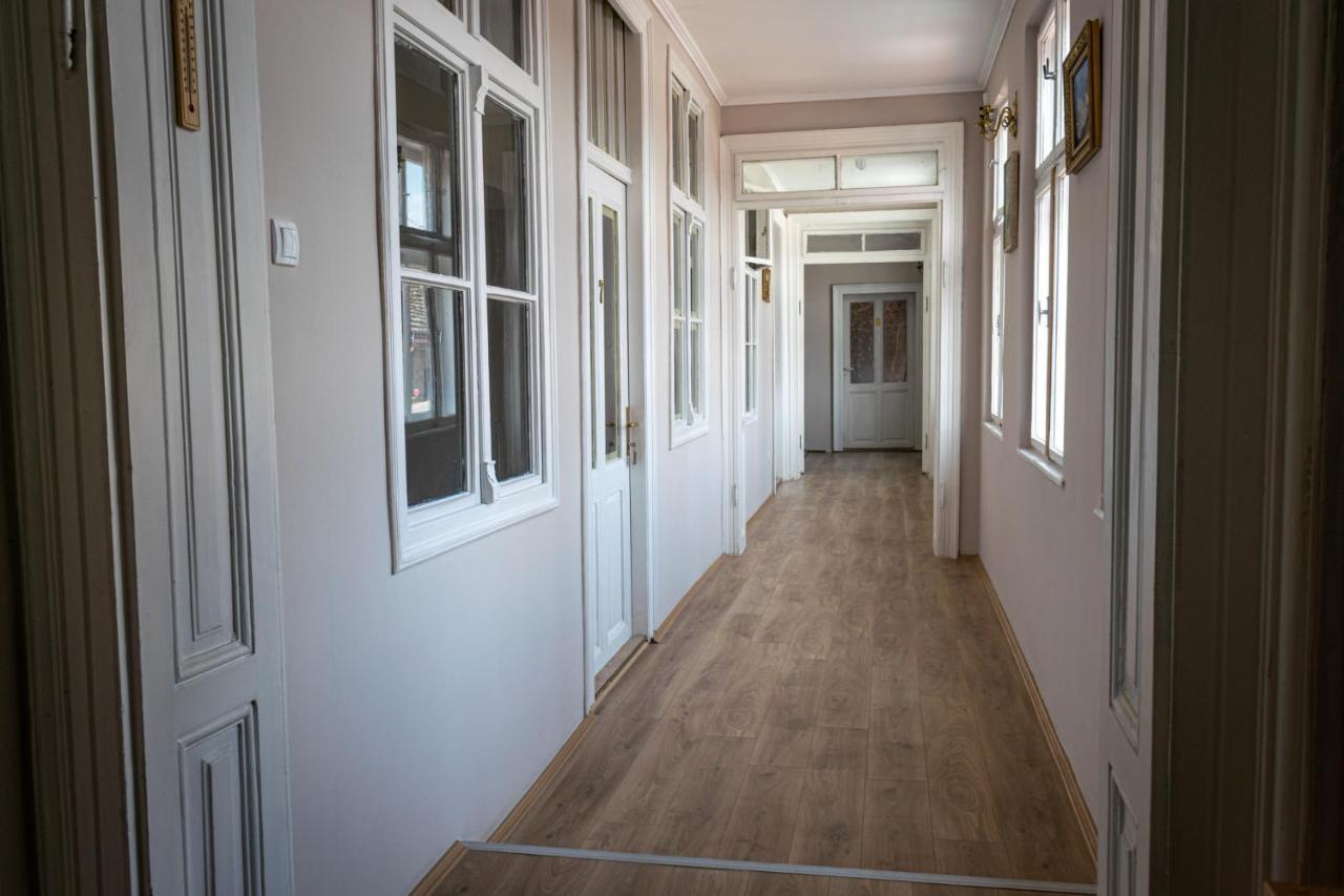 Tabacco Rooms Obrenovac  Екстер'єр фото