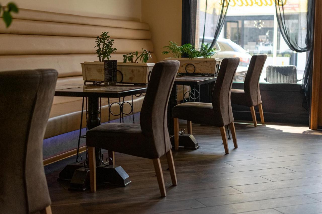 Tabacco Rooms Obrenovac  Екстер'єр фото